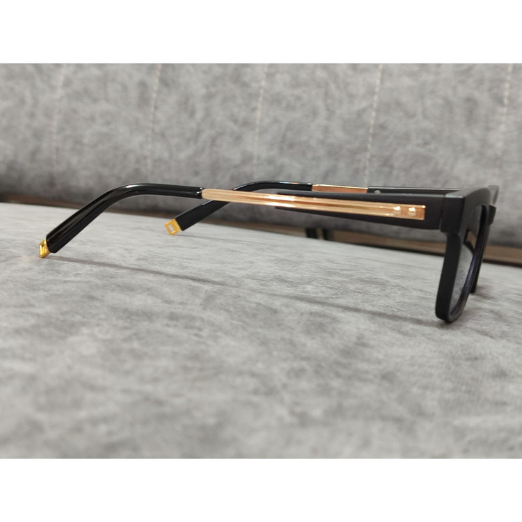 عینک آفتابی زنانه مدل ویفرر کائوچو دسته فلزی کد 85 UV400