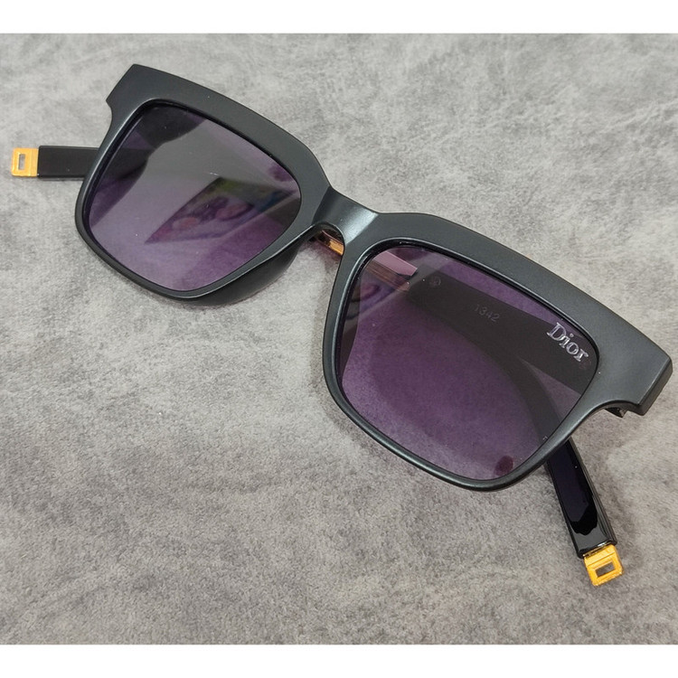 عینک آفتابی زنانه مدل ویفرر کائوچو دسته فلزی کد 85 UV400