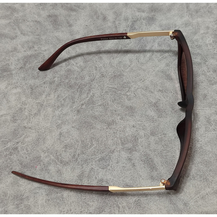 عینک آفتابی مردانه مدل ویفرر کائوچو پلاریزه دسته چوبی کد 0345 UV400