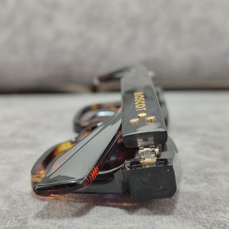 عینک آفتابی زنانه مدل ویفرر کائوچو پلنگی کد 79 UV400
