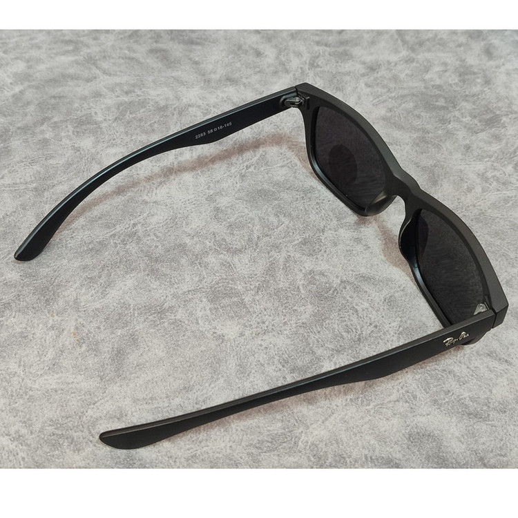 عینک آفتابی مردانه مدل ویفرر کائوچو پلاریزه کد UV400 66