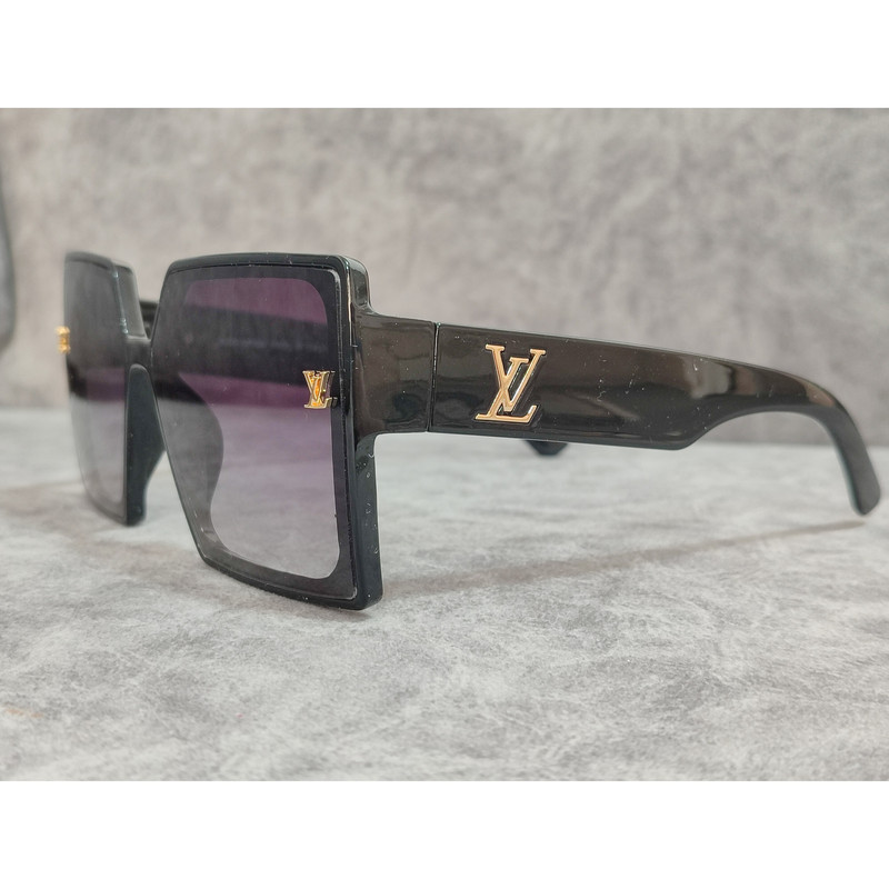 عینک آفتابی زنانه مدل مربع کائوچو کد 37 UV400