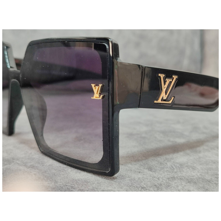 عینک آفتابی زنانه مدل مربع کائوچو کد 37 UV400