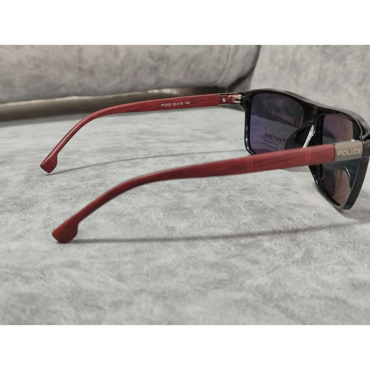 عینک آفتابی مردانه مدل ویفرر پلاریزه دسته چوبی کد 0365 UV400