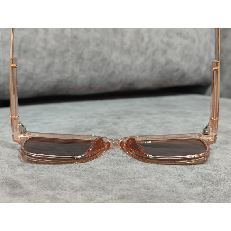 عینک آفتابی زنانه مدل ویفرر کائوچو فریم شفاف دسته فلزی کد 83 UV400