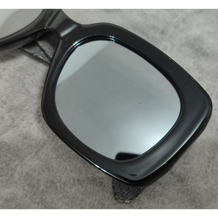 عینک آفتابی زنانه مدل مربع کائوچو آینه ای کد 91 UV400