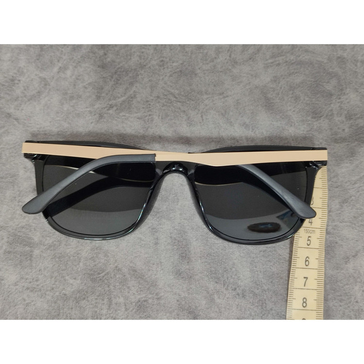 عینک آفتابی مردانه کد 47 UV400