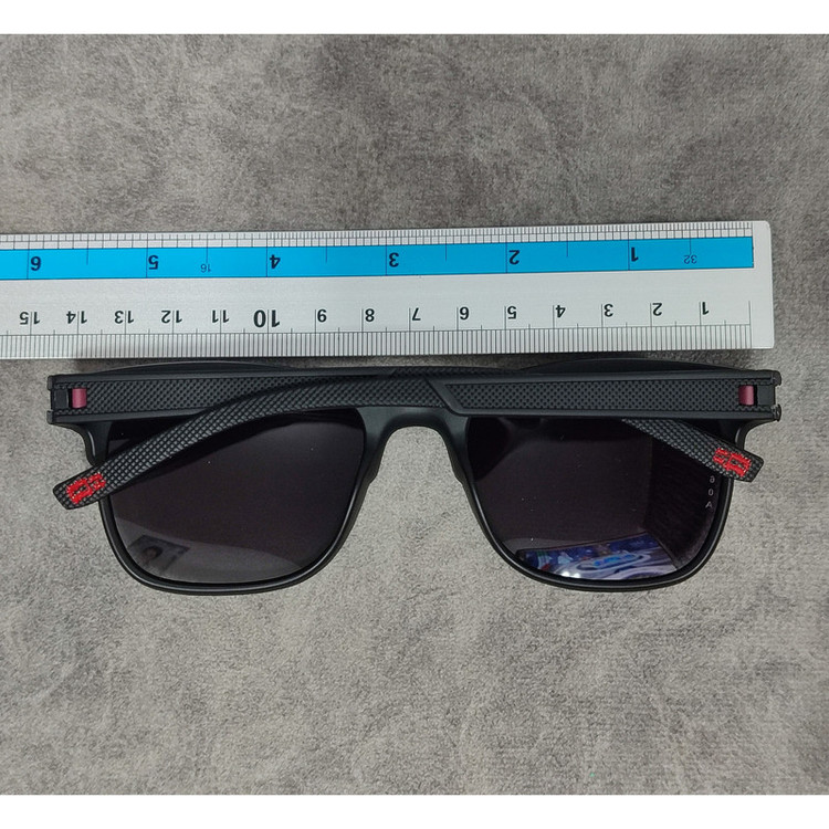 عینک آفتابی مردانه مدل ویفرر کائوچو تیار پلاریزه کد 0335 UV400