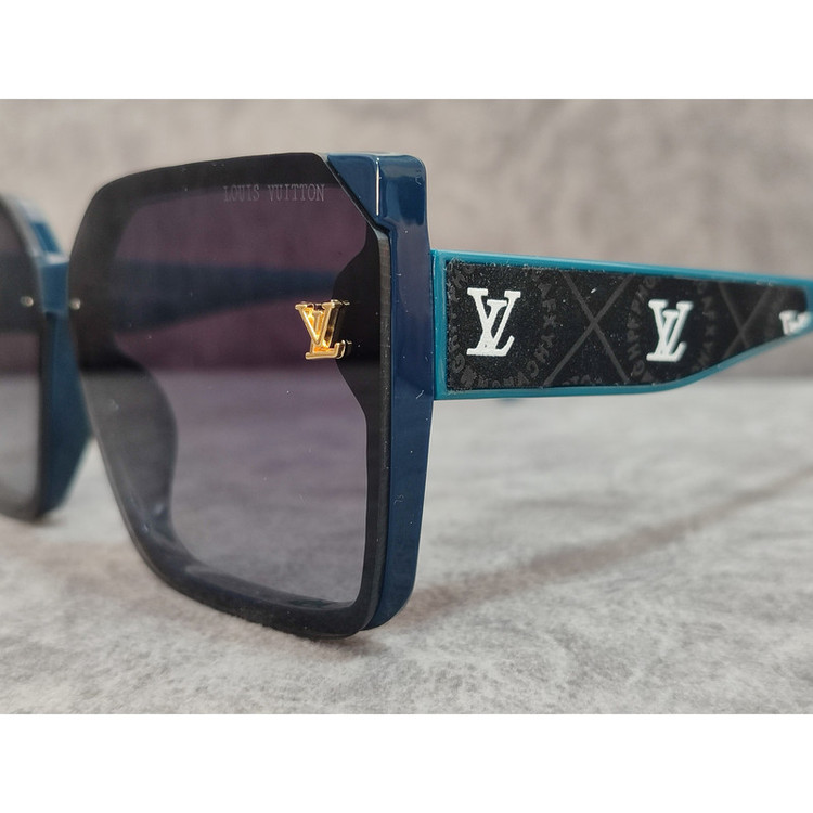 عینک آفتابی زنانه مدل مربع کائوچو کد 39 UV400