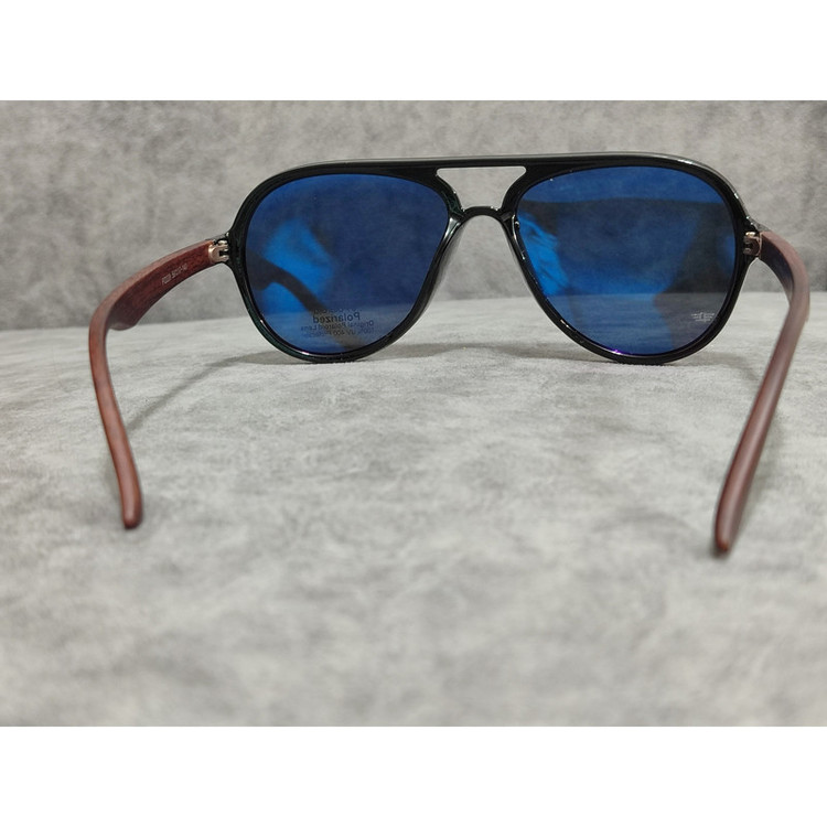 عینک آفتابی مردانه مدل خلبانی پلاریزه دسته چوبی کد 0359 UV400