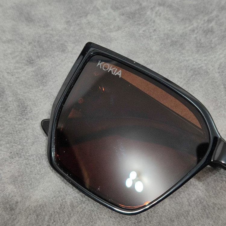 عینک آفتابی زنانه کوکیا مدل مربع کائوچو پلاریزه کد 125 UV400
